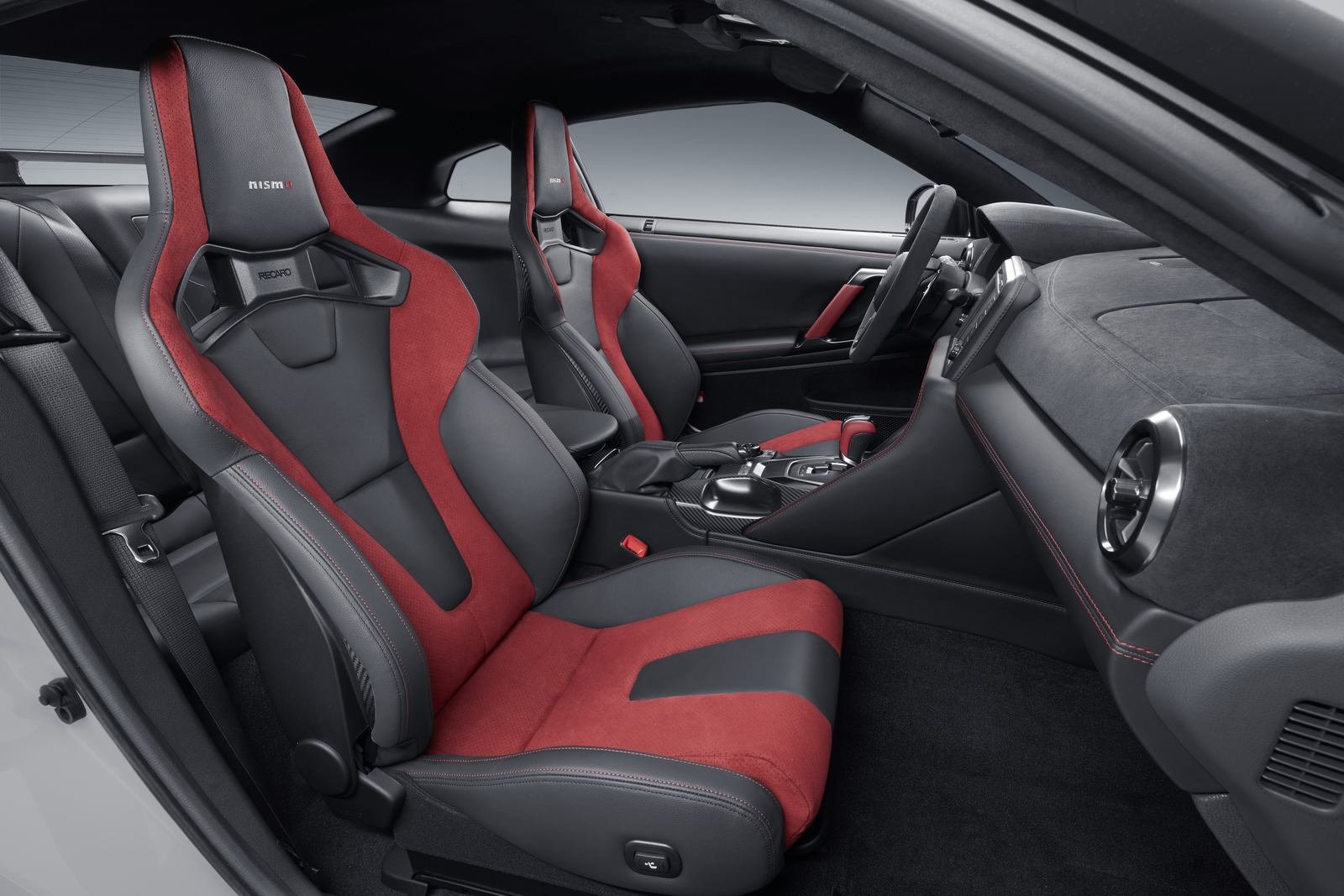 2020 Nissan GT-R Nismo Interior