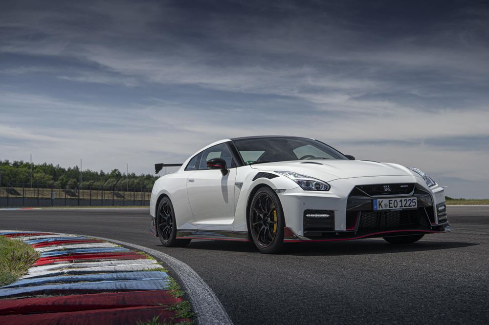 Nissan GT-R Nismo (2020) - picture 48 of 90