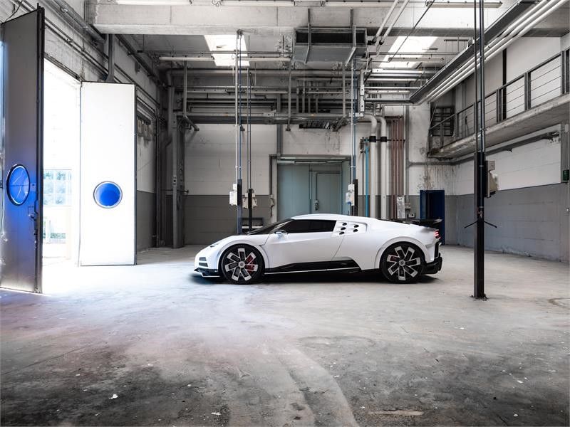 Bugatti Centodieci EB110T ribute