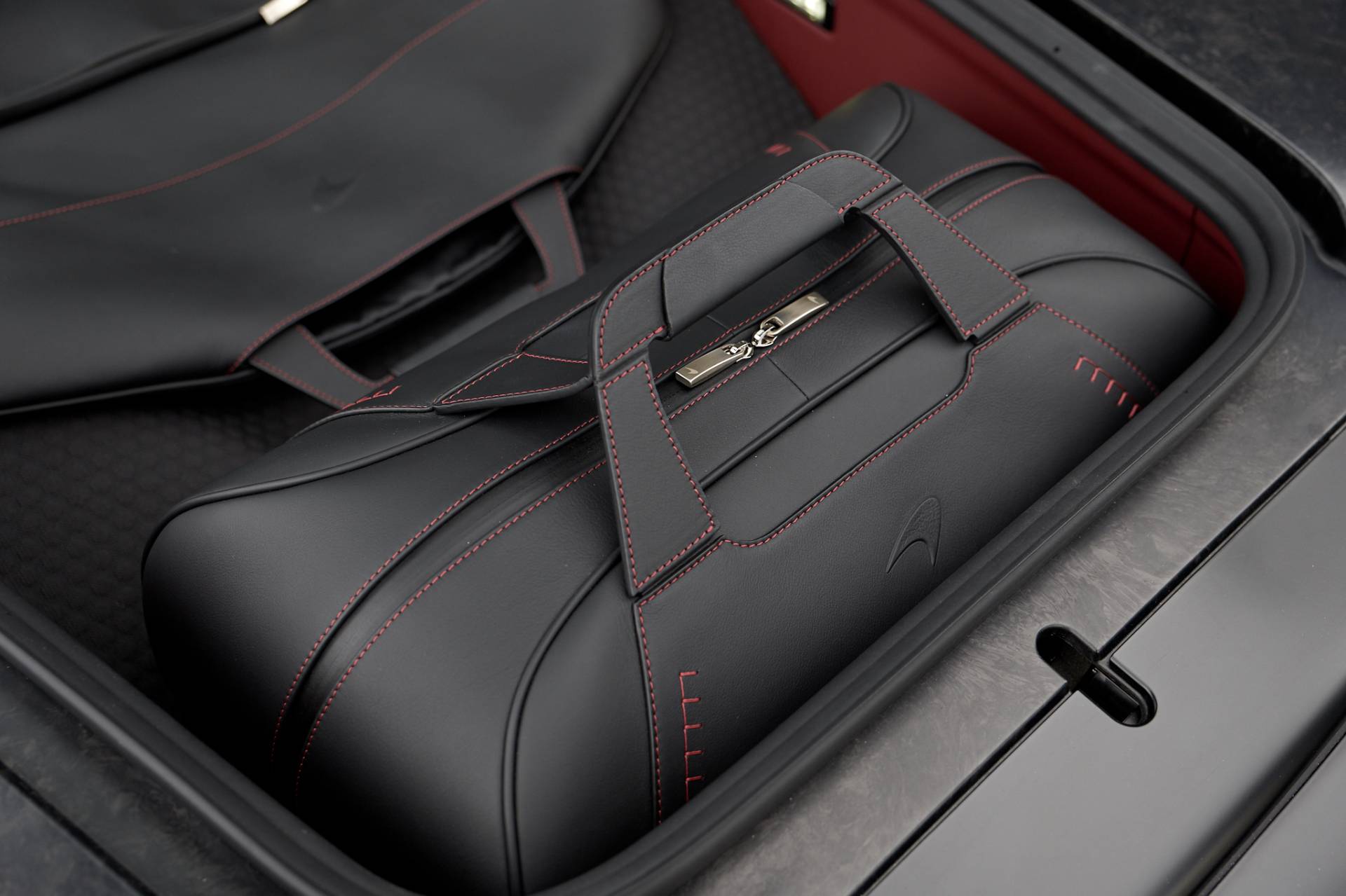 McLaren GT luggage