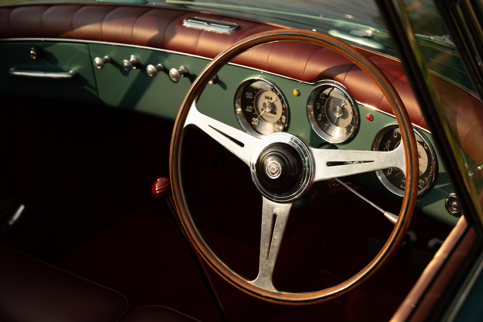 1953 Lancia Aurelia B52 Spider by Vignale