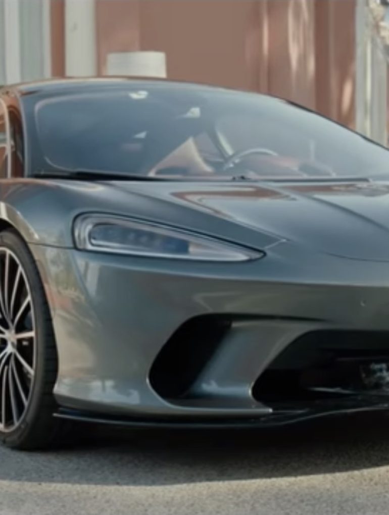 McLaren GT
