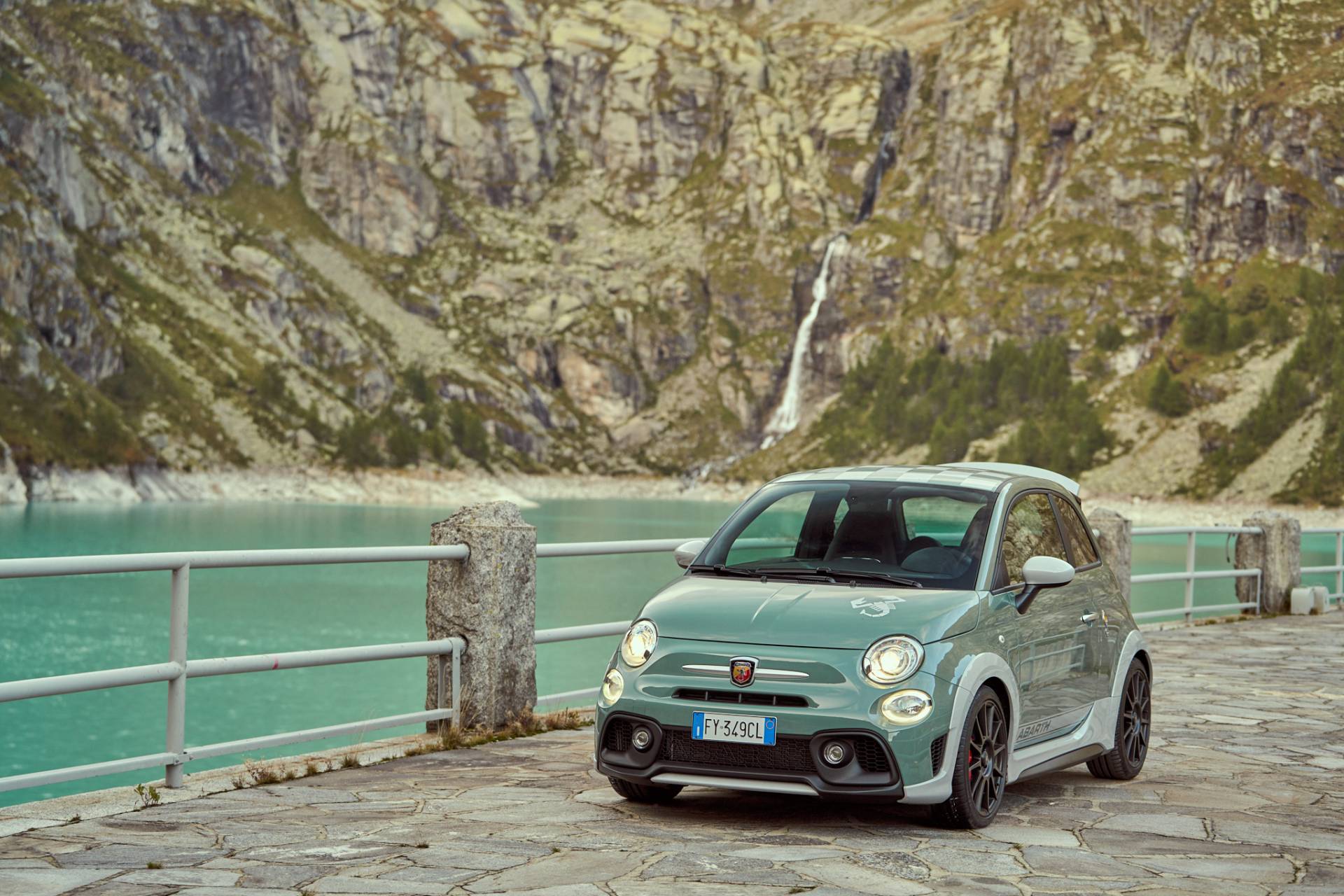 2020 abarth 695 70° anniversario