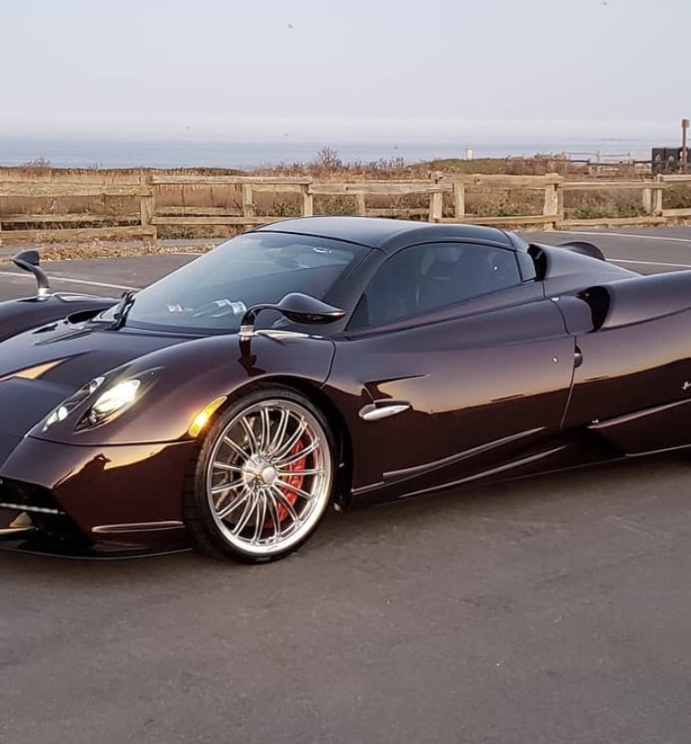 Pagani Huayra Roadster
