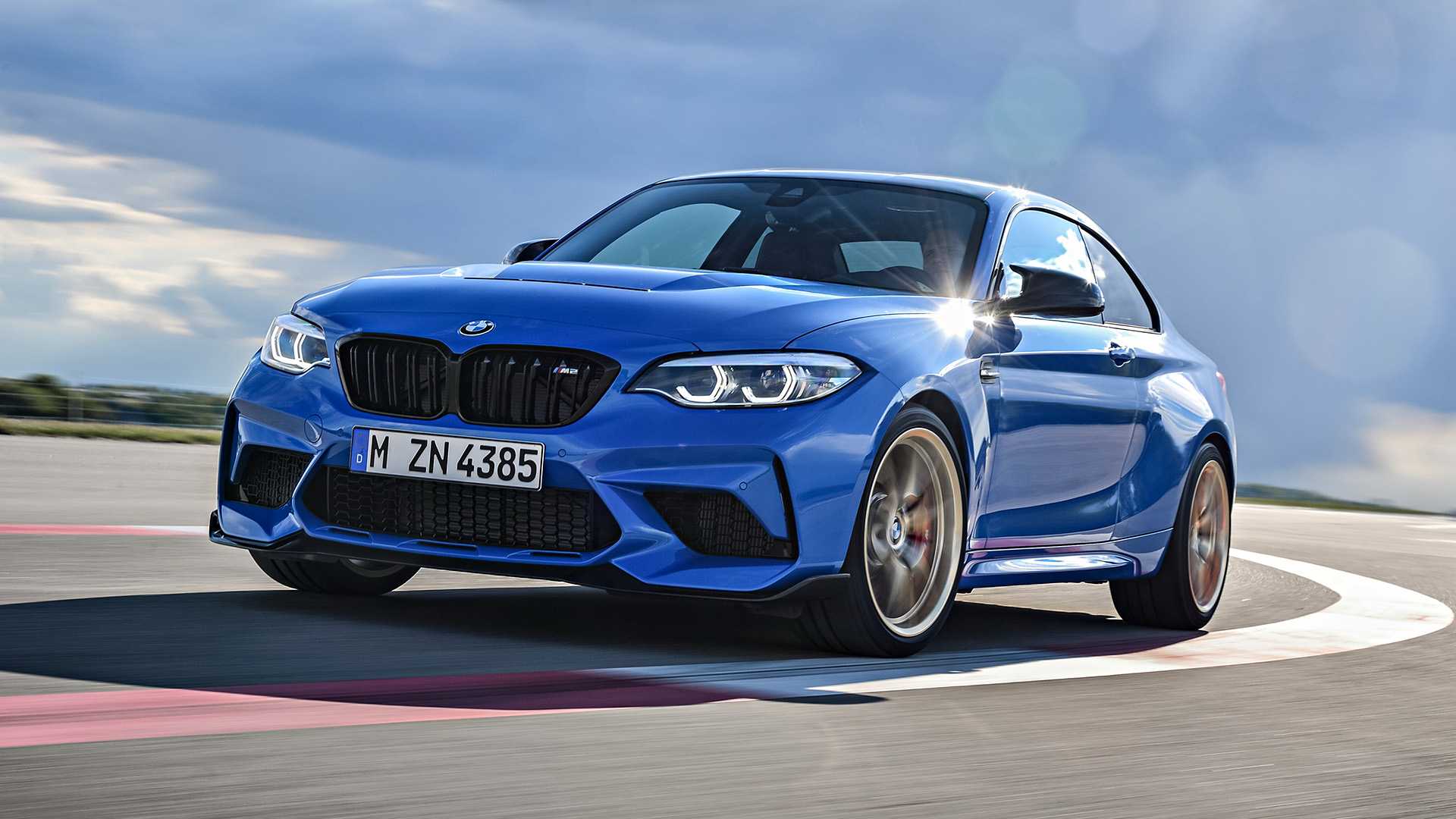 BMW M2 CS