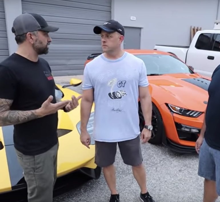Ford GT500 vs GT
