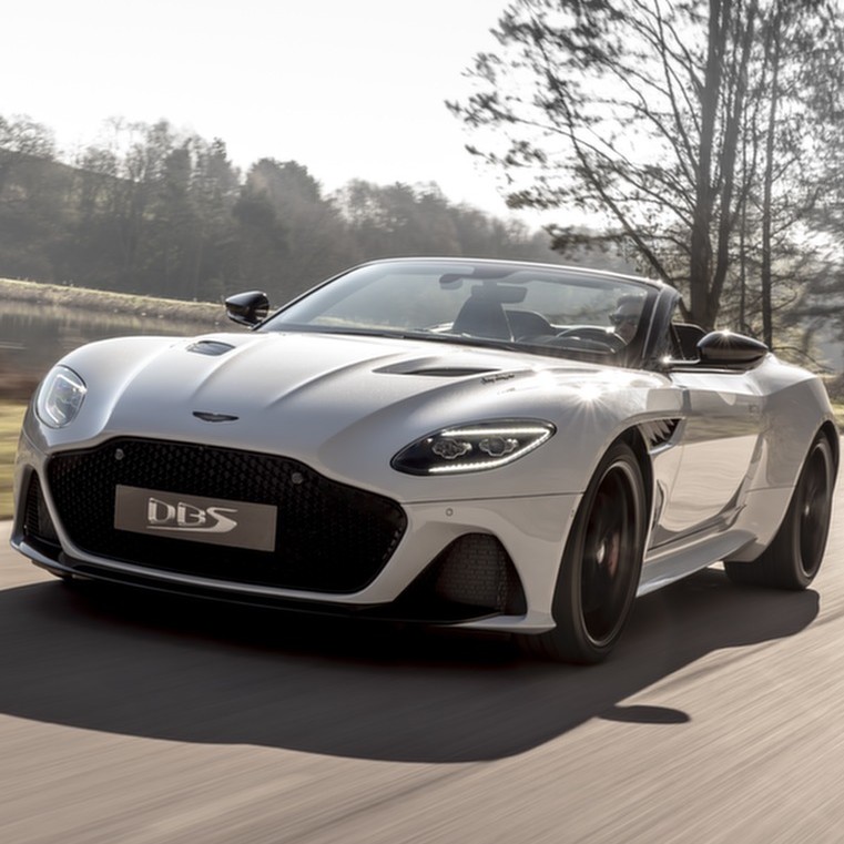 Aston Martin DBS Superleggera Volante