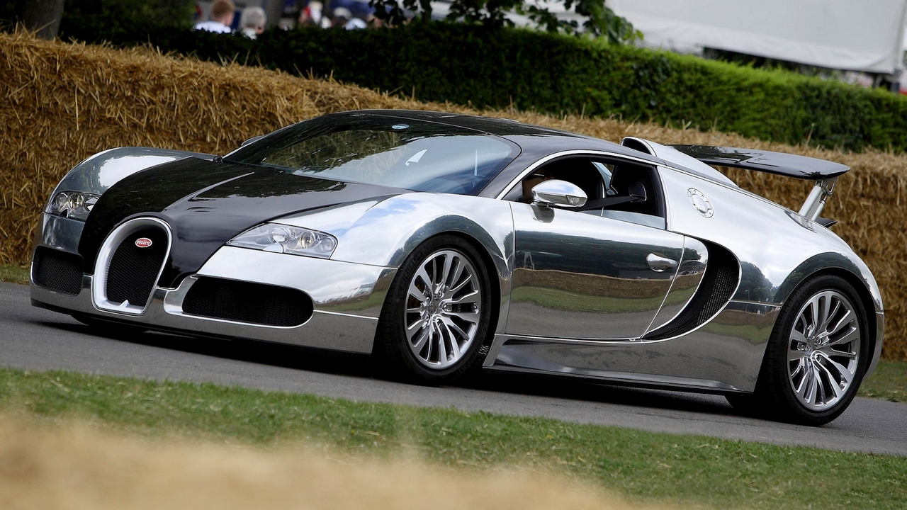 The 2007 Bugatti Veyron Pur Sang