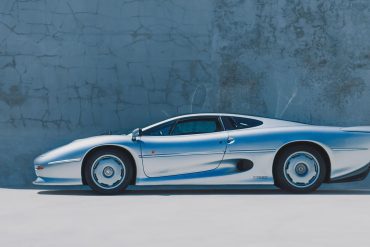 1992 Jaguar XJ220