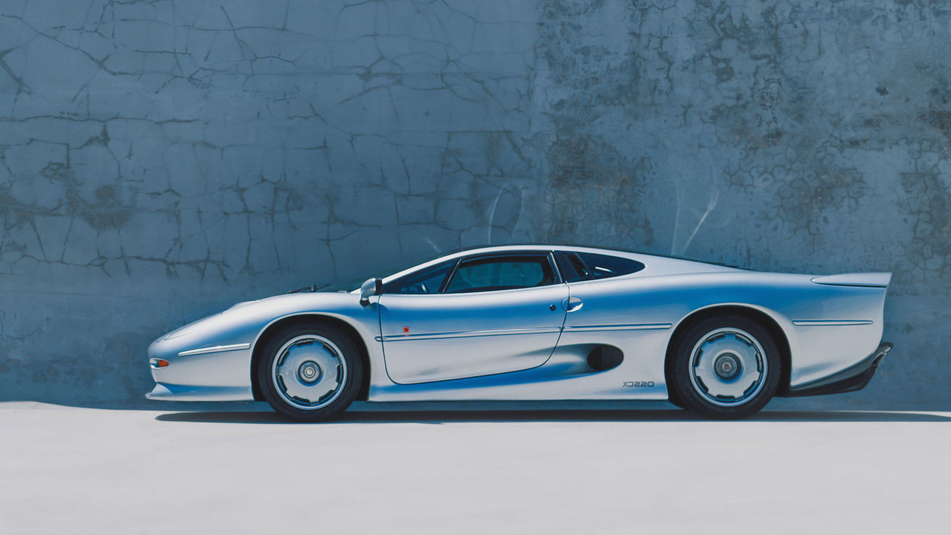 1992 Jaguar XJ220