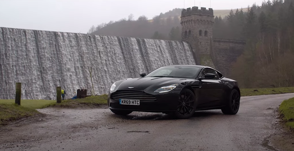 Aston Martin DB11 AMR