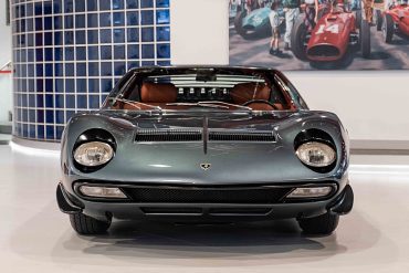 Lamborghini Miura SV for sale