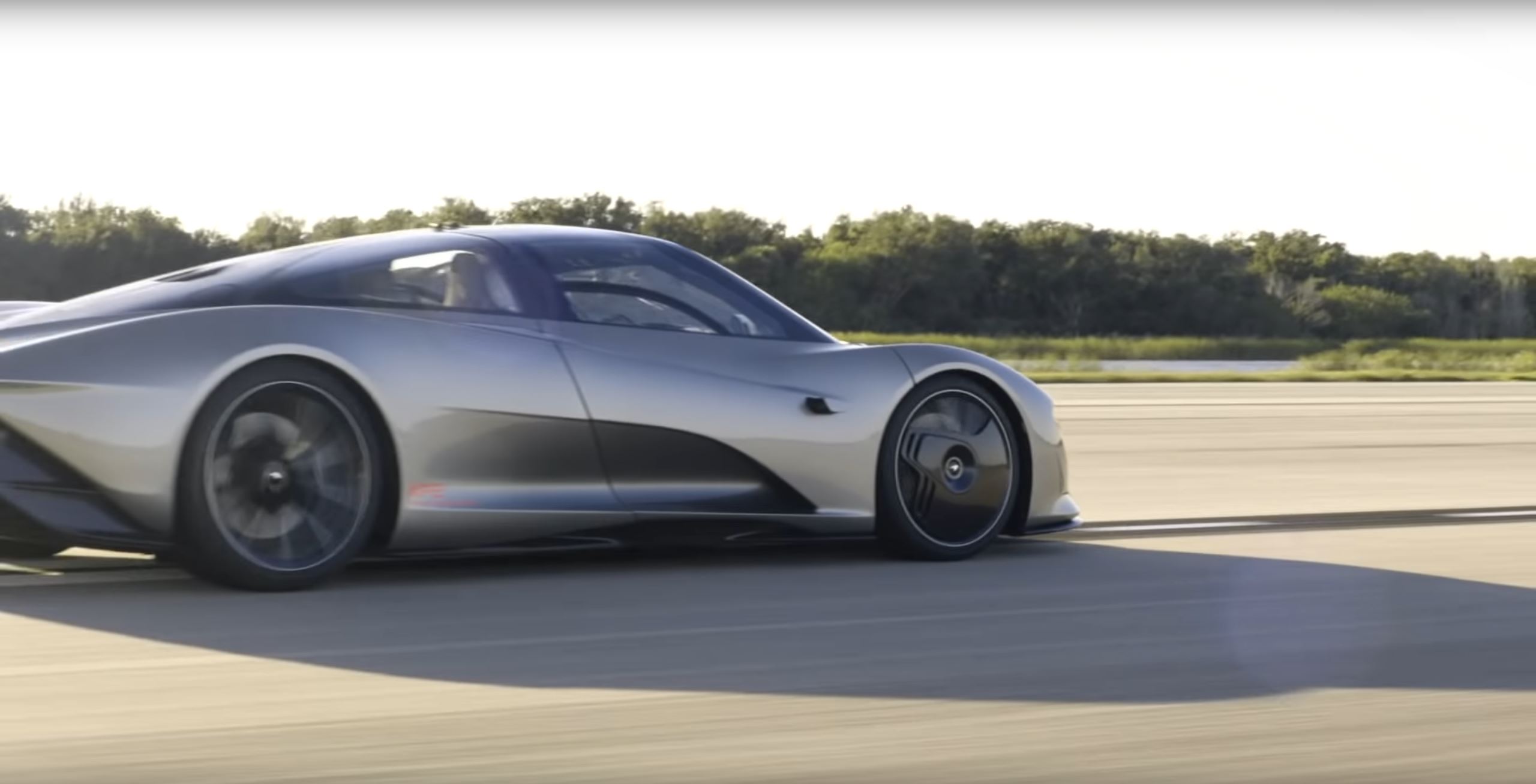 McLaren Speedtail prototype XP2