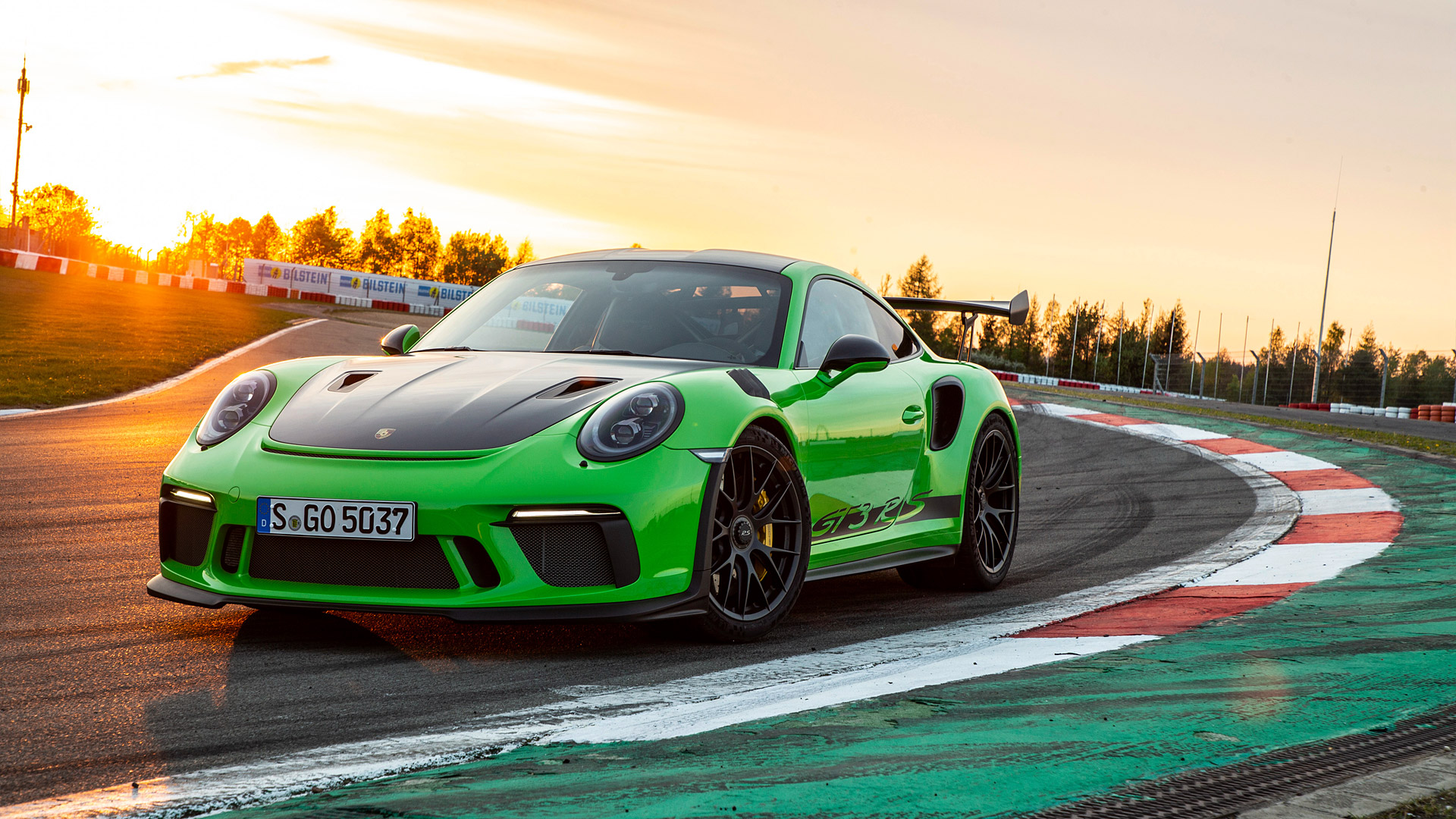 2018 Porsche 911 GT3 RS Wallpapers | SuperCars.net