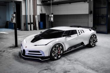 2020 Bugatti Centodieci Wallpapers
