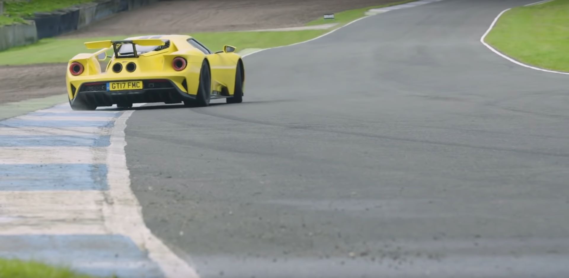 Chris Harris Drives Ford GT