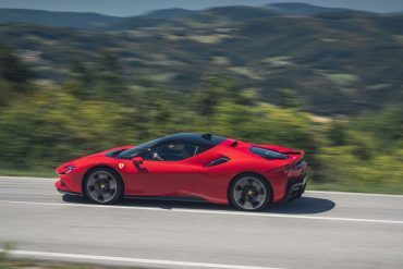 Ferrari SF90 Stradale