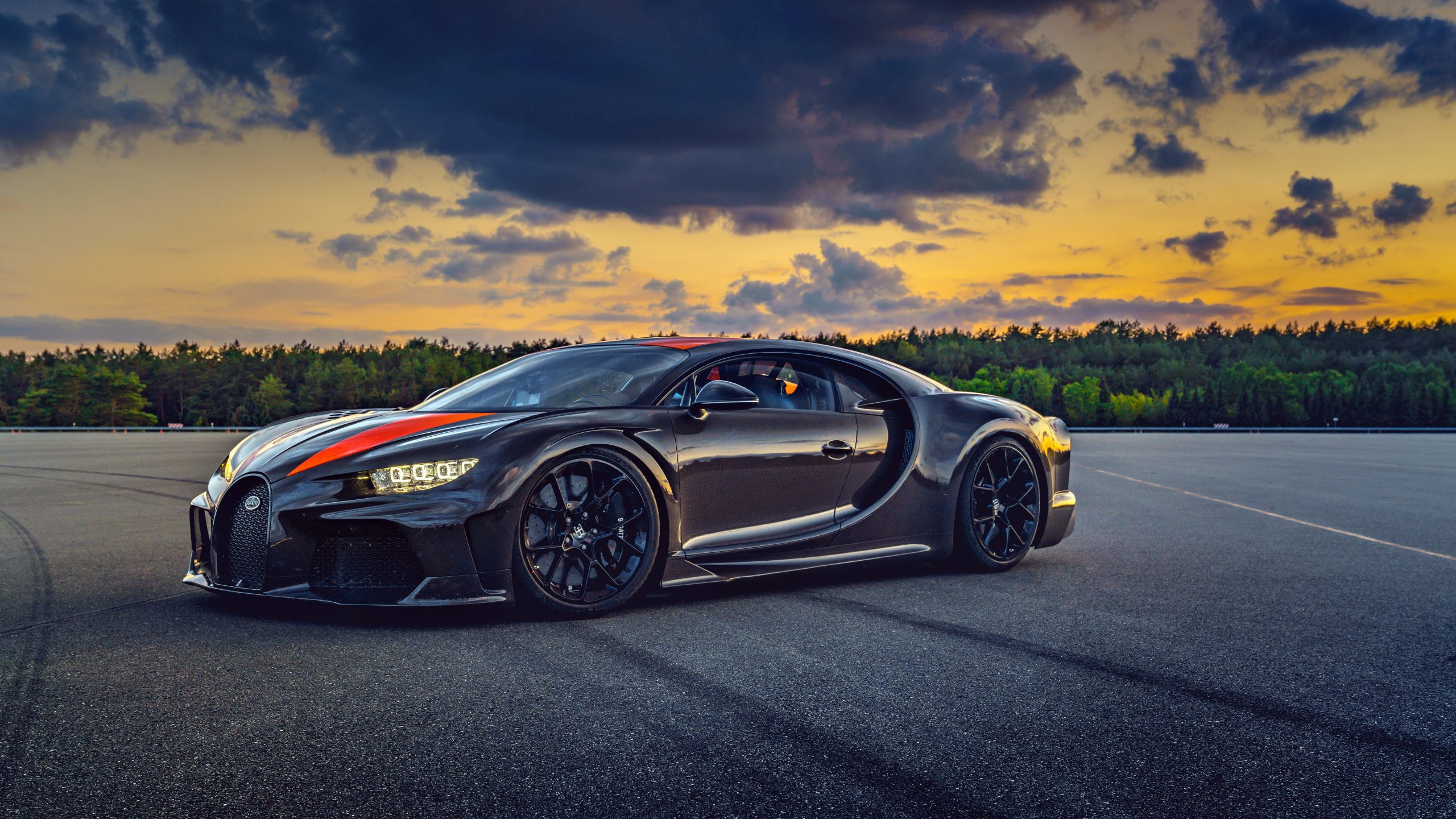 Chiron Super Sport 300+ Wallpapers
