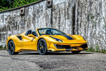 https://images.summitmedia-digital.com/topgear/images/2019/03/30/2019-ferrari-488-pista-spider-review-main-1553943234.jpg