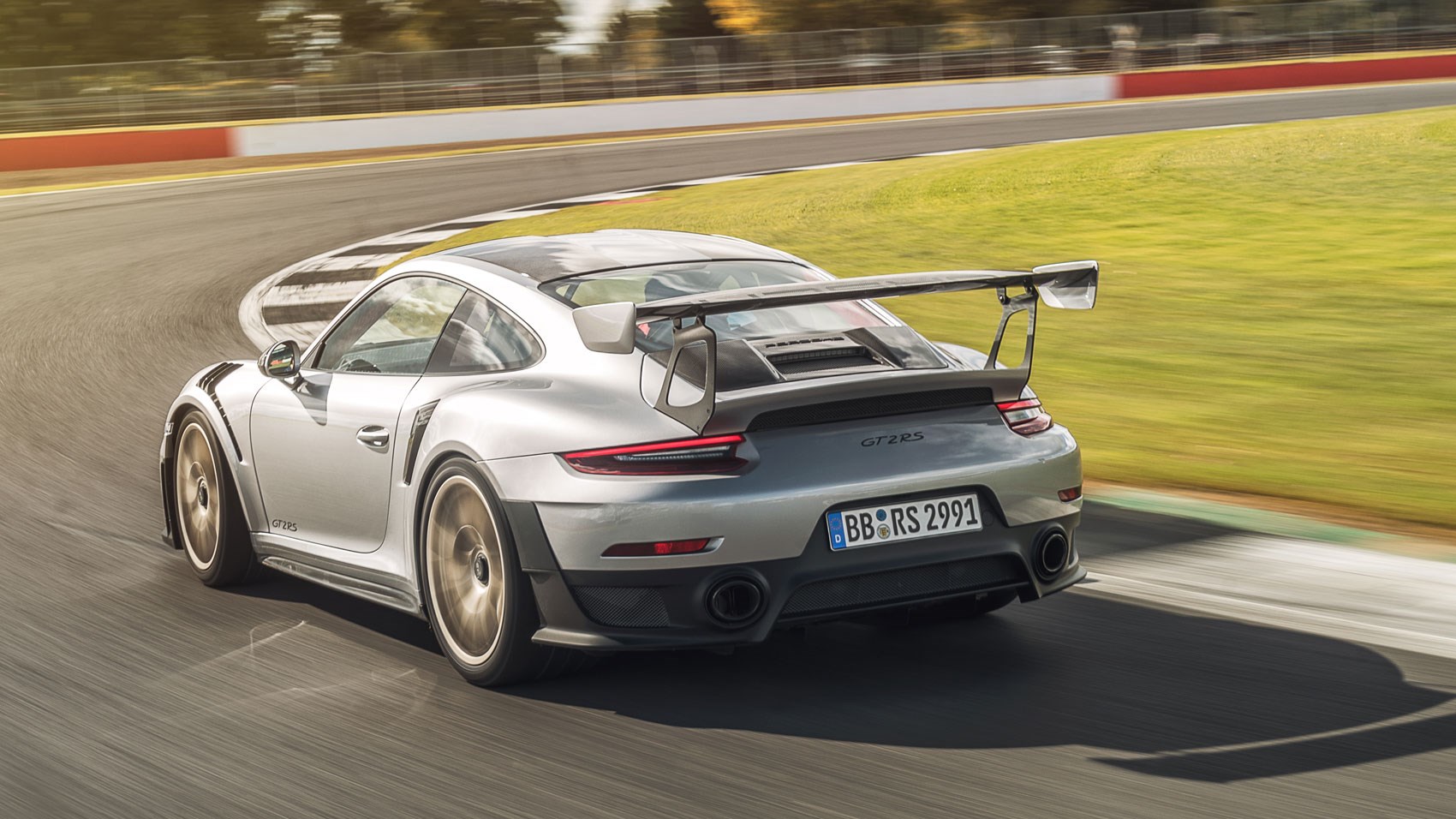 Porsche 911 gt2 2003