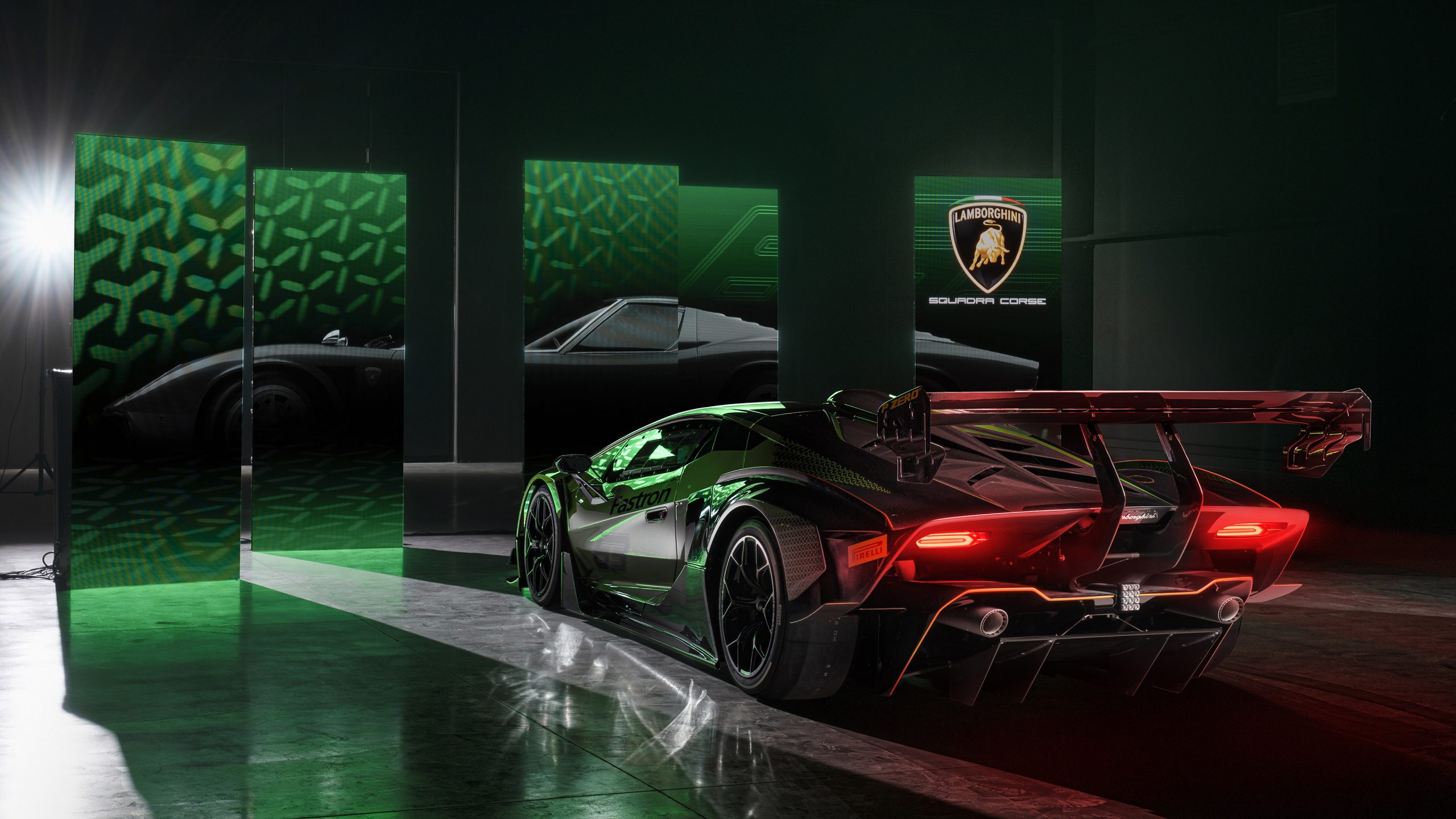 2021 Lamborghini Essenza SCV12