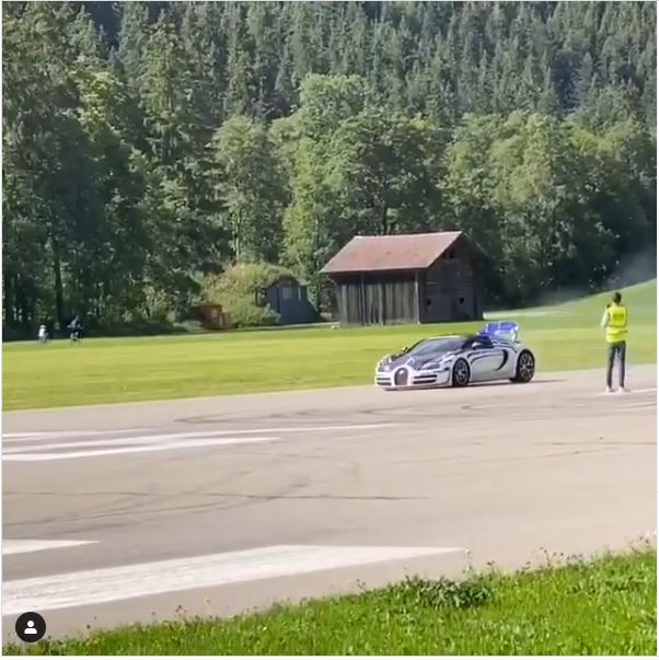 Bugatti Veyron Grand Sport Vitesse crash