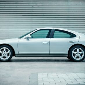 Porsche 989