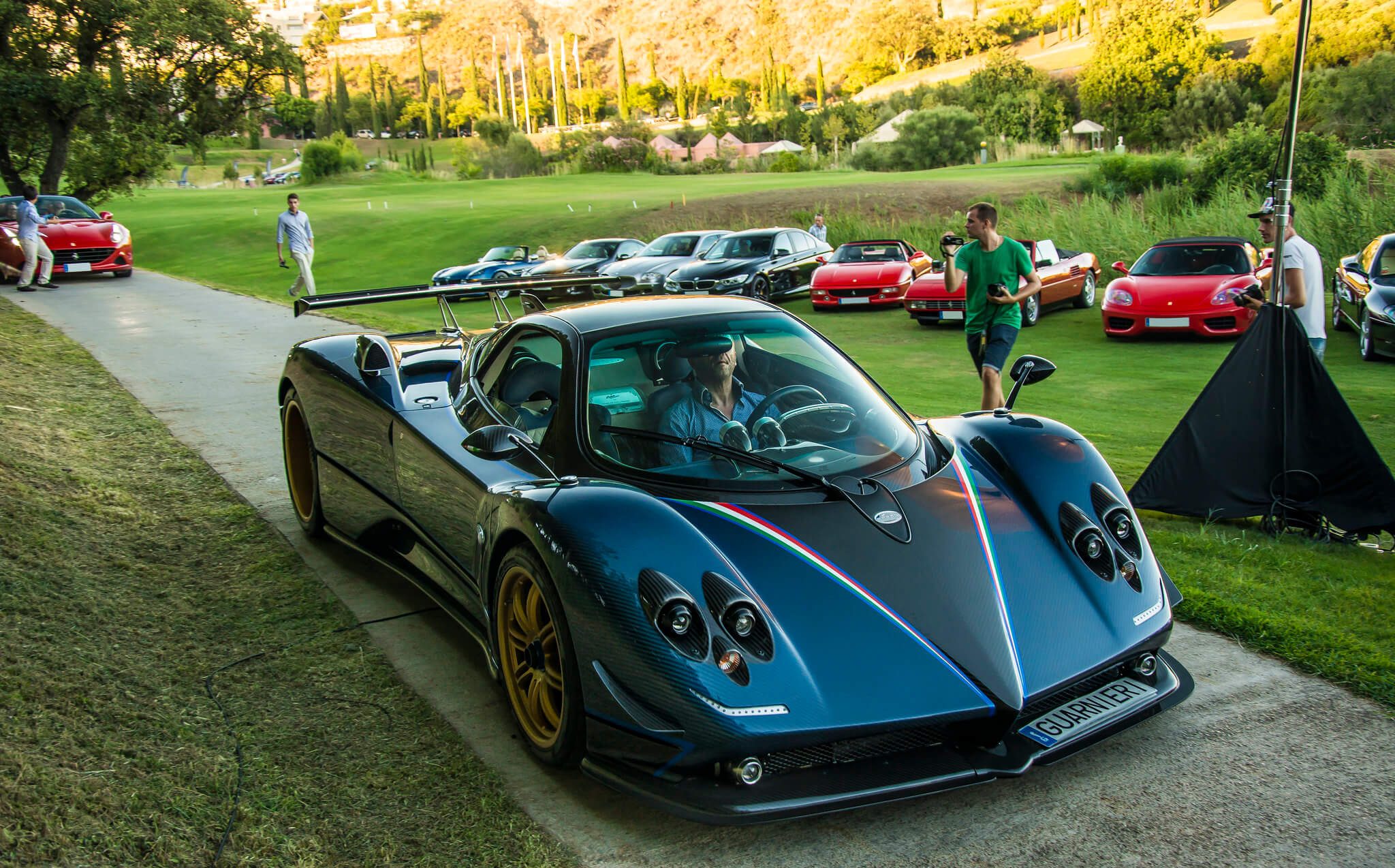 Pagani Zonda сзади