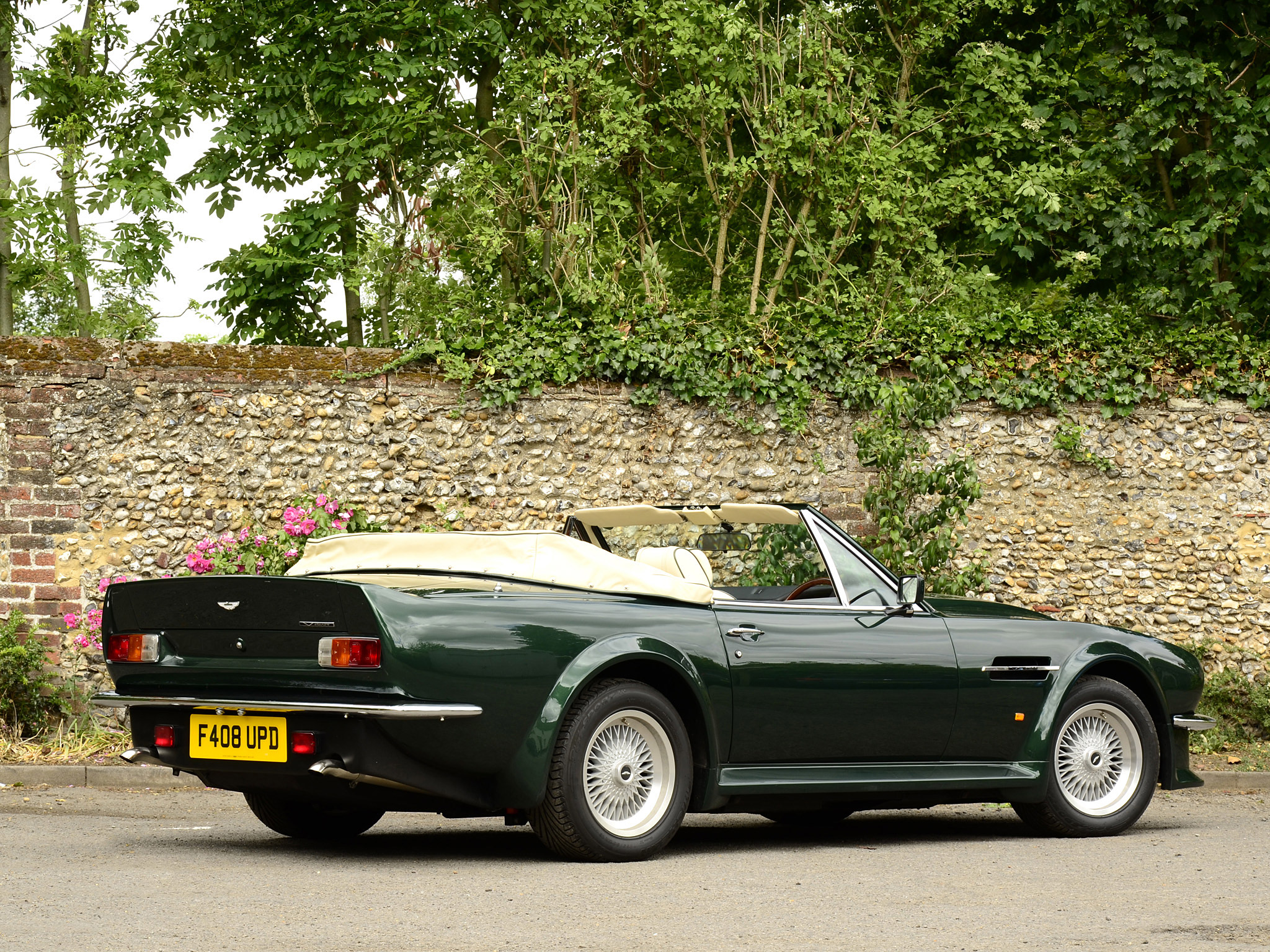 1984 Aston Martin V8 Vantage Volante