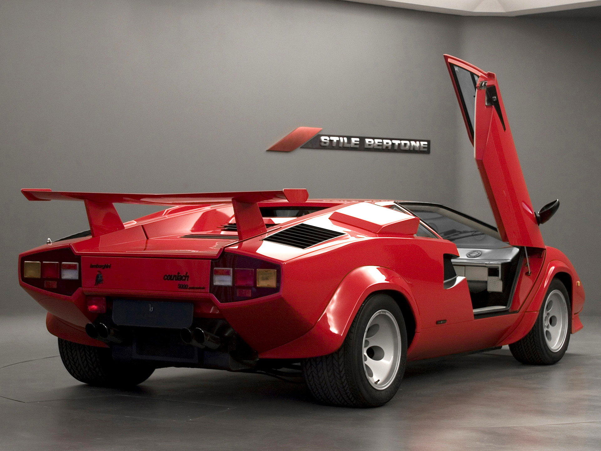 1985 Lamborghini Countach 5000QV Wallpapers - VirusCars