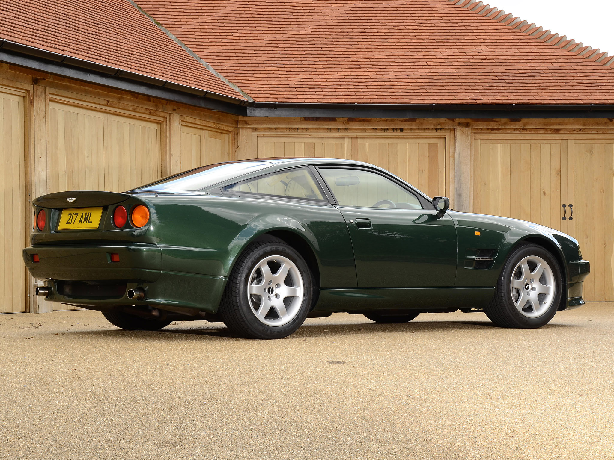 1993 Aston Martin V8 Vantage