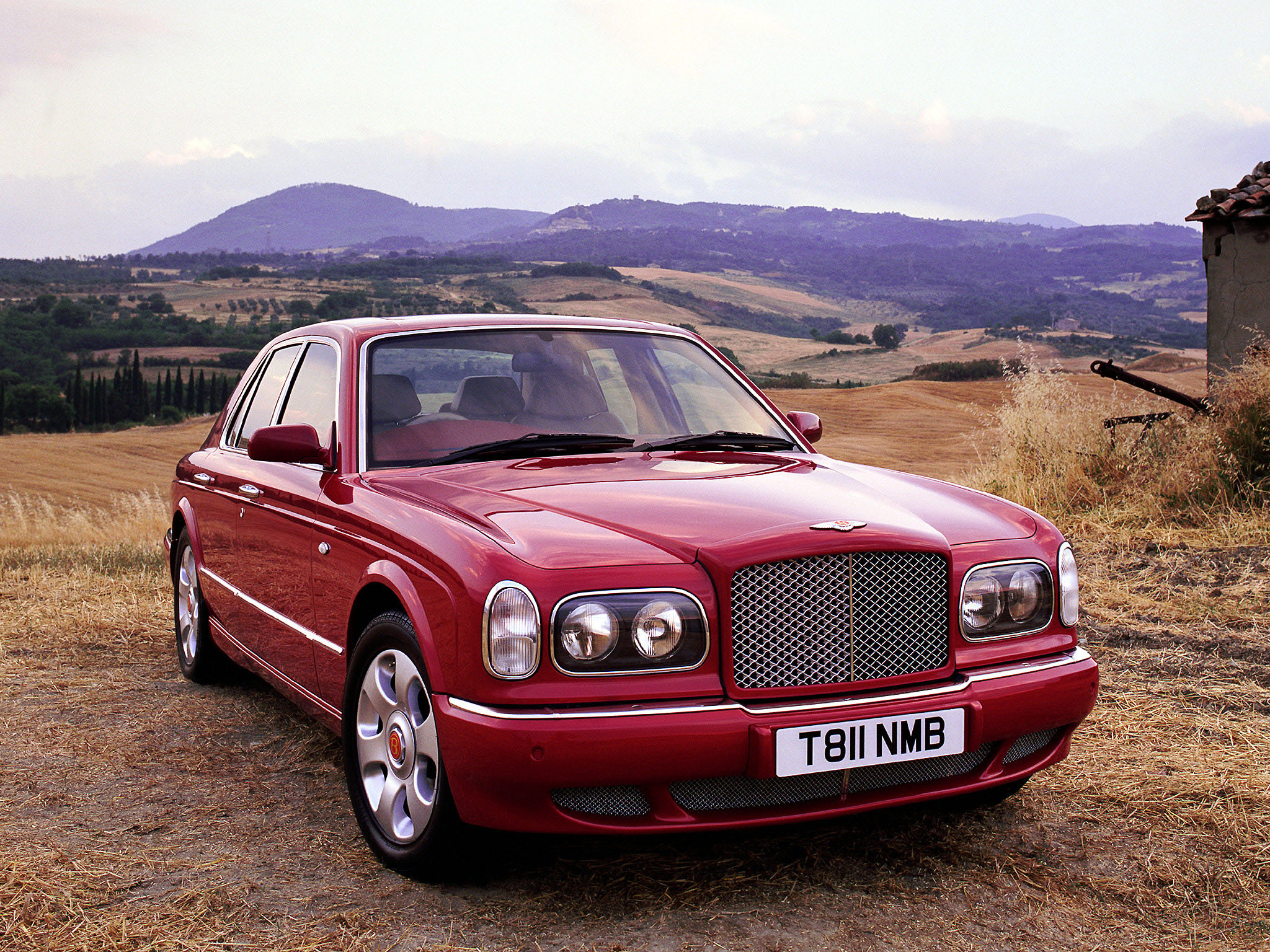 Дорогие машины марки в россии. Bentley Arnage 1998. Bentley Arnage 1999. Бентли Арнаж 1998. Bentley Arnage 2002.