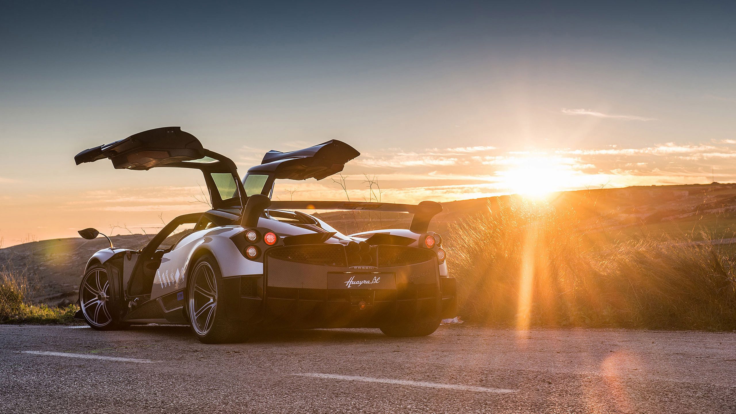 2016 Pagani Huayra Pearl