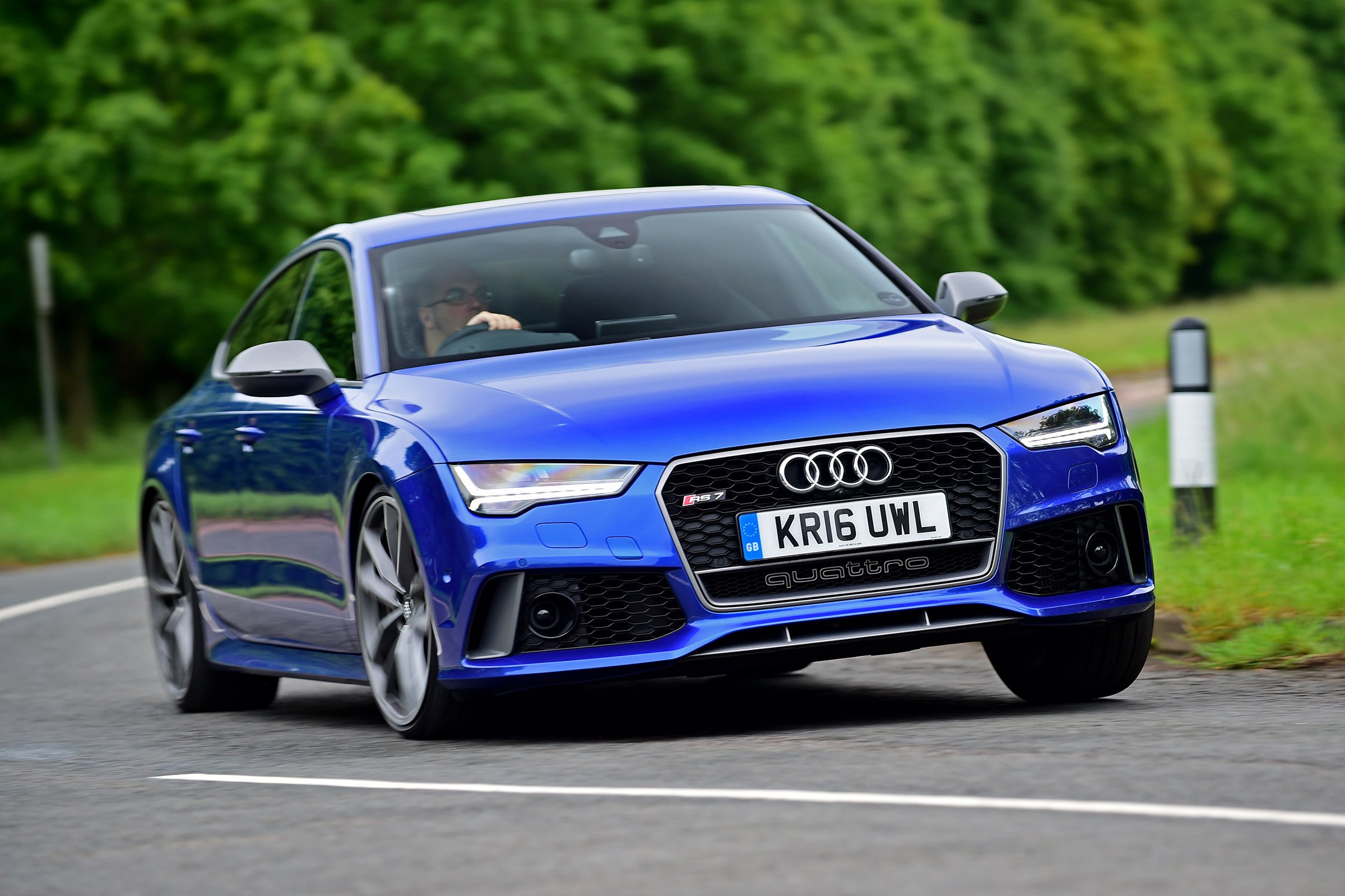 Unrivaled Power: The 2016 Audi RS7 Sportback Performance