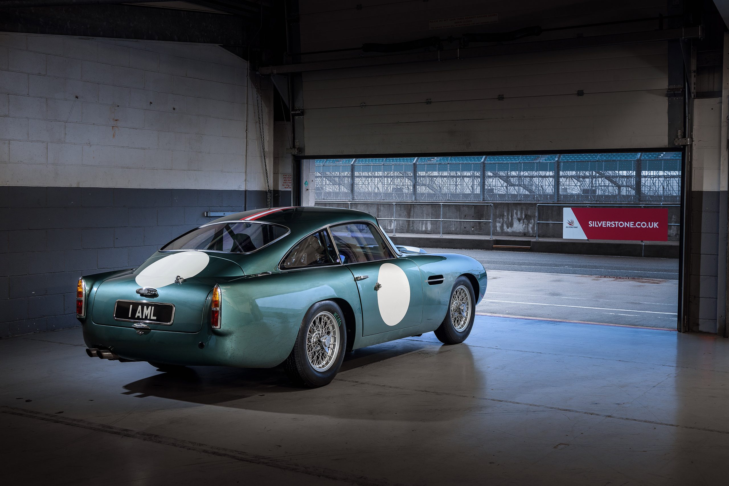 Aston Martin db4 gt continuation 2017