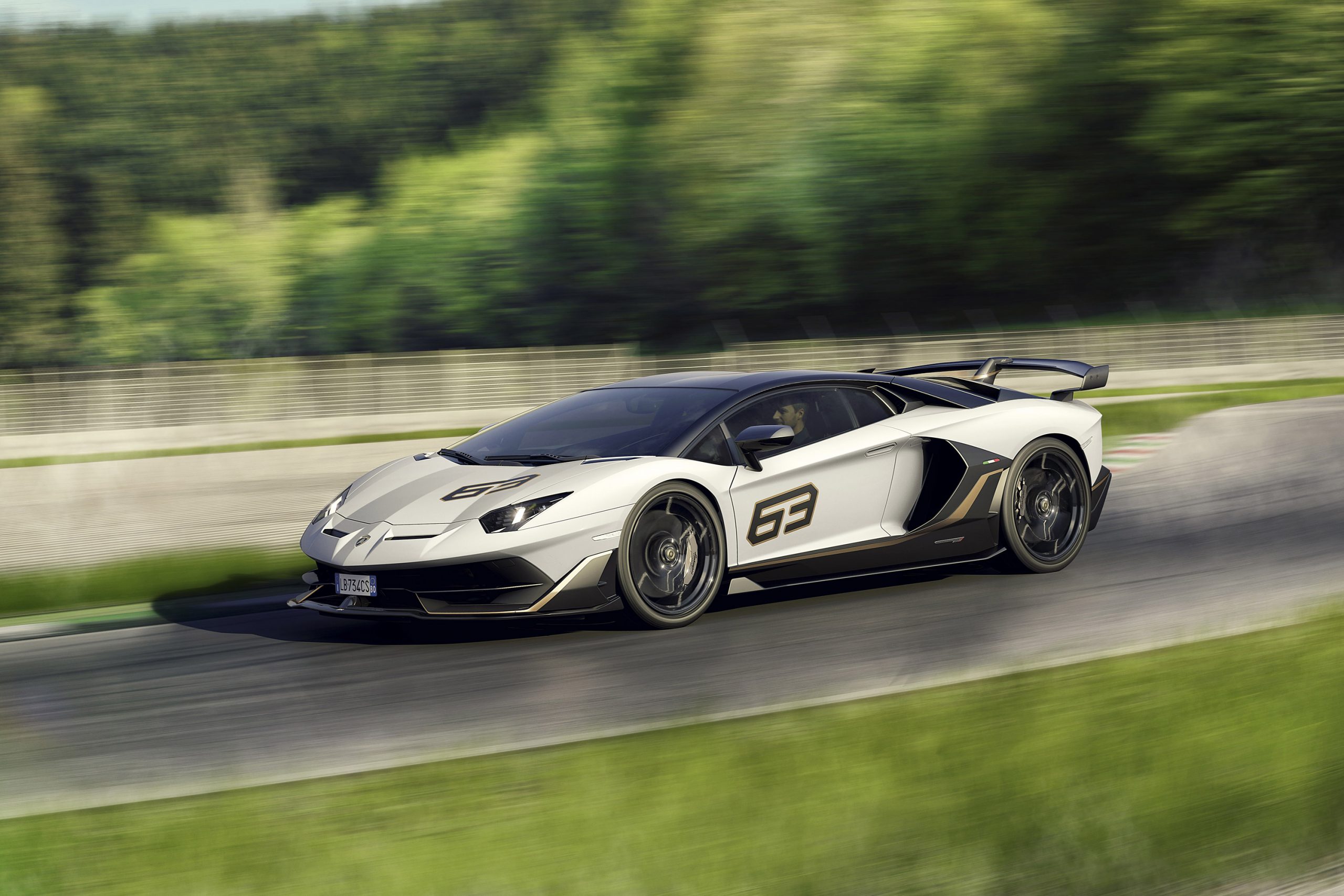 2019 Lamborghini Aventador SVJ Wallpapers SuperCars
