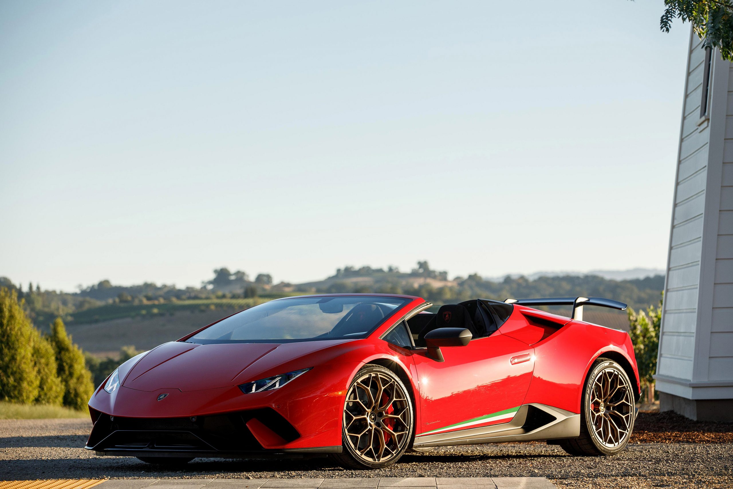 2019 Huracan Performante Spyder Wallpapers
