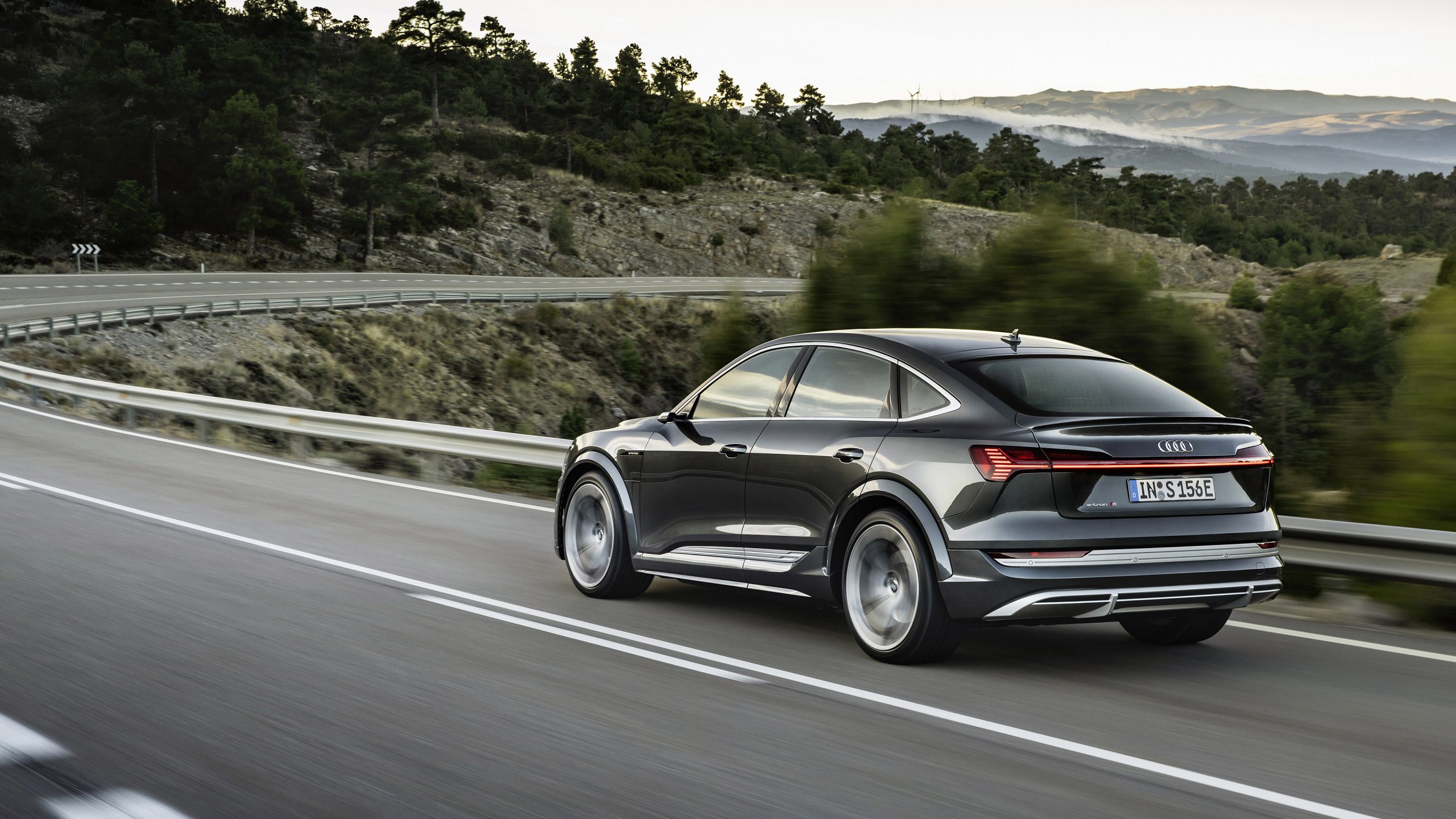 Etron. Audi e-tron Sportback 2021. Audi e-tron s Sportback. Audi Etron 2021. Audi e tron 2021.