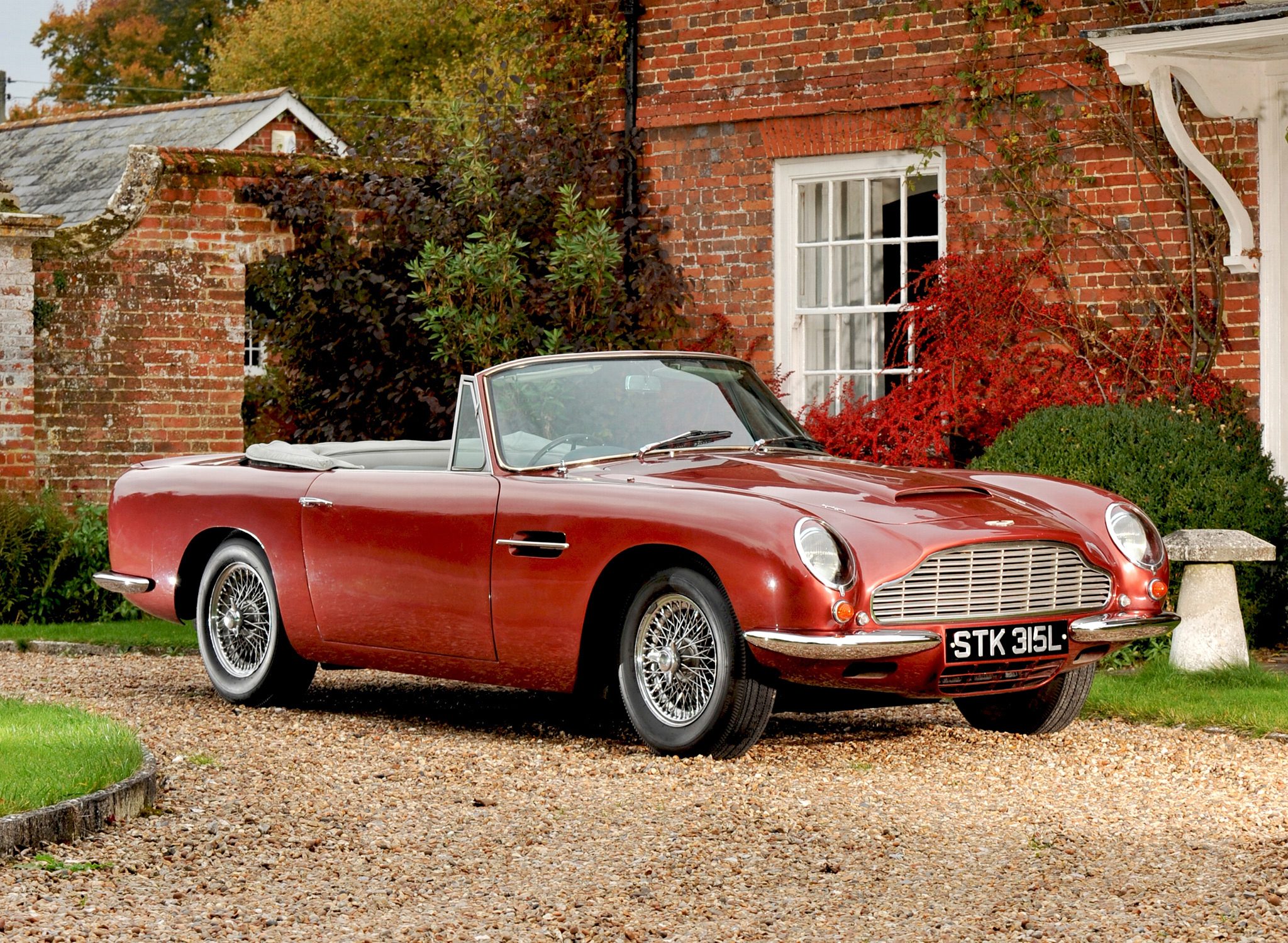 The Timeless Classic: 1965 Aston Martin DB6