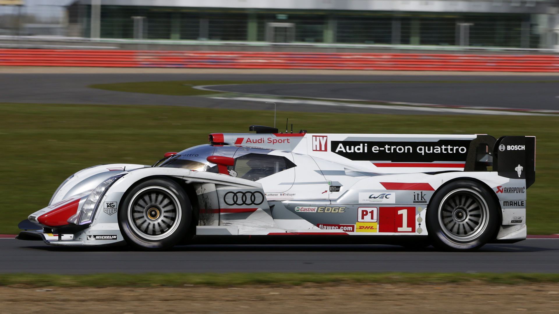 Unrivaled Luxury: The 2012 Audi R18 E Tron Quattro