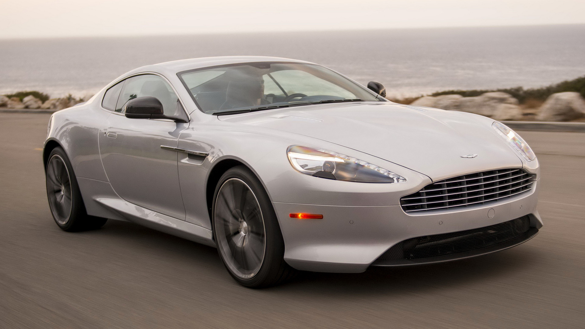 Aston Martin db9 Carbon