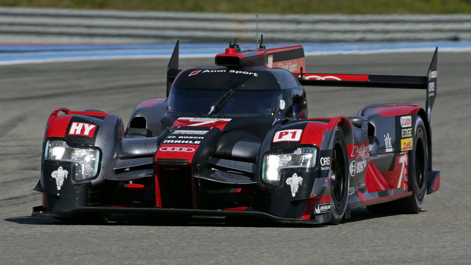 The Ultimate Racing Experience: 2016 Audi R18 E Tron Quattro