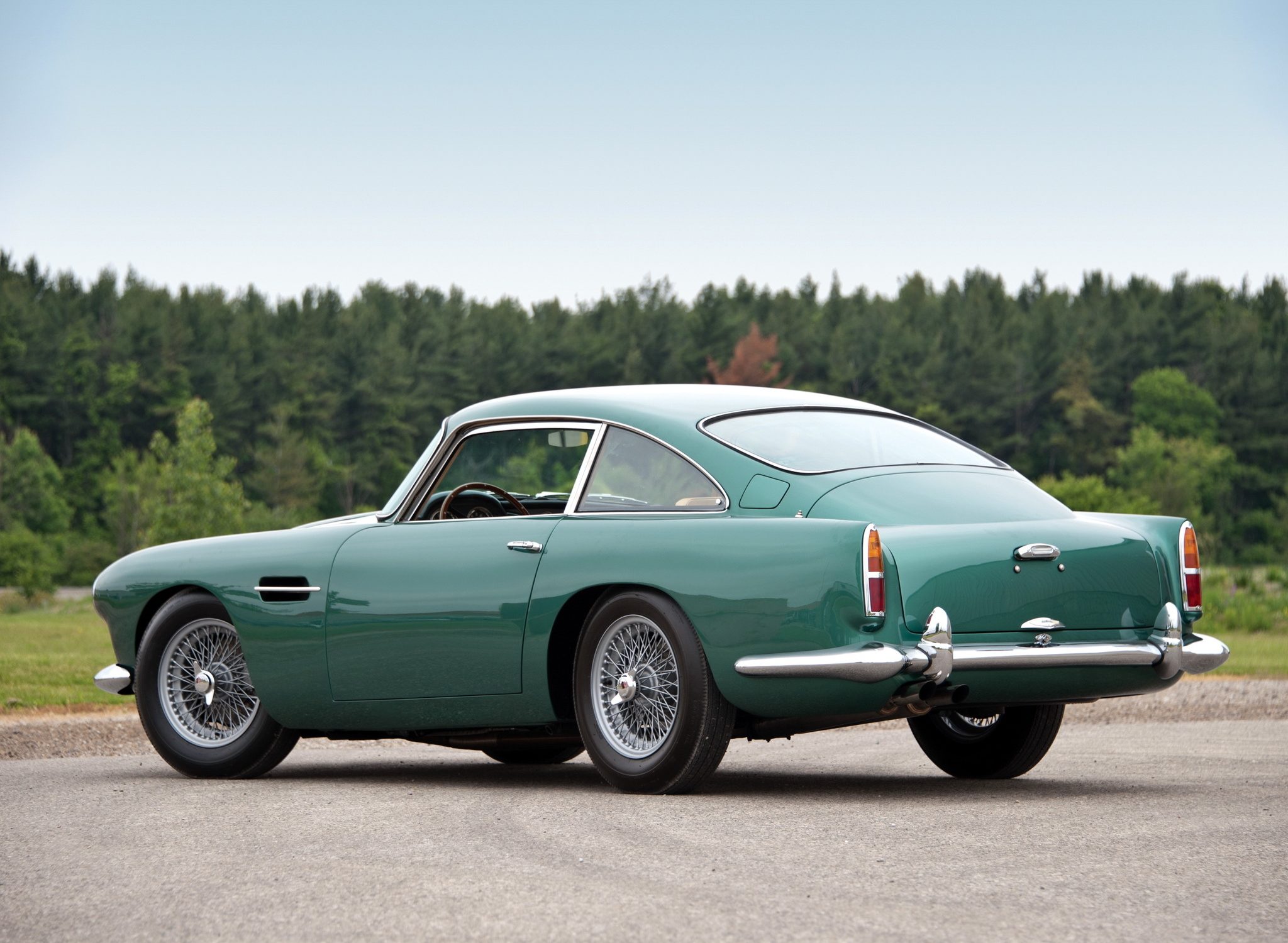 Aston Martin DB4 Series-II