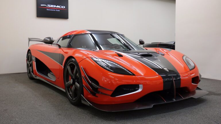 Koenigsegg Agera One of One Wallpapers | SuperCars.net