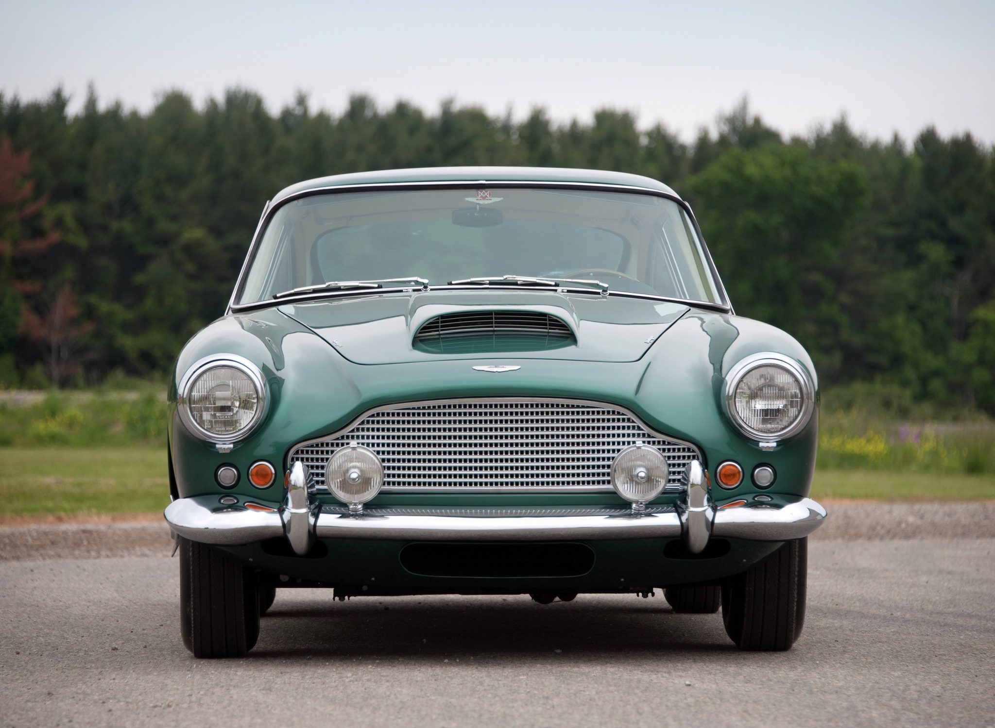 Aston Martin DB4 Series-II
