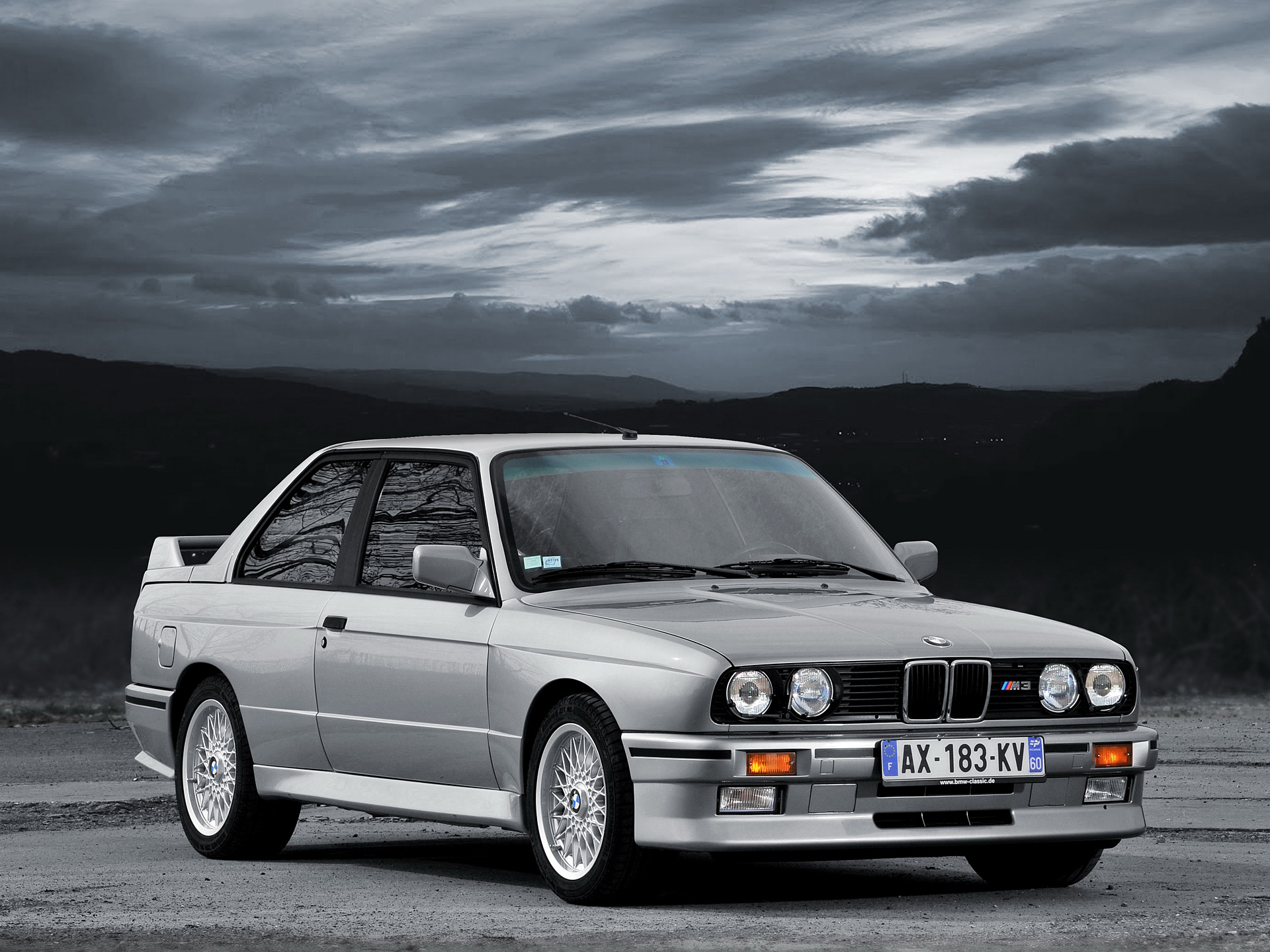 1987 BMW E30 M3 Wallpapers | SuperCars.net