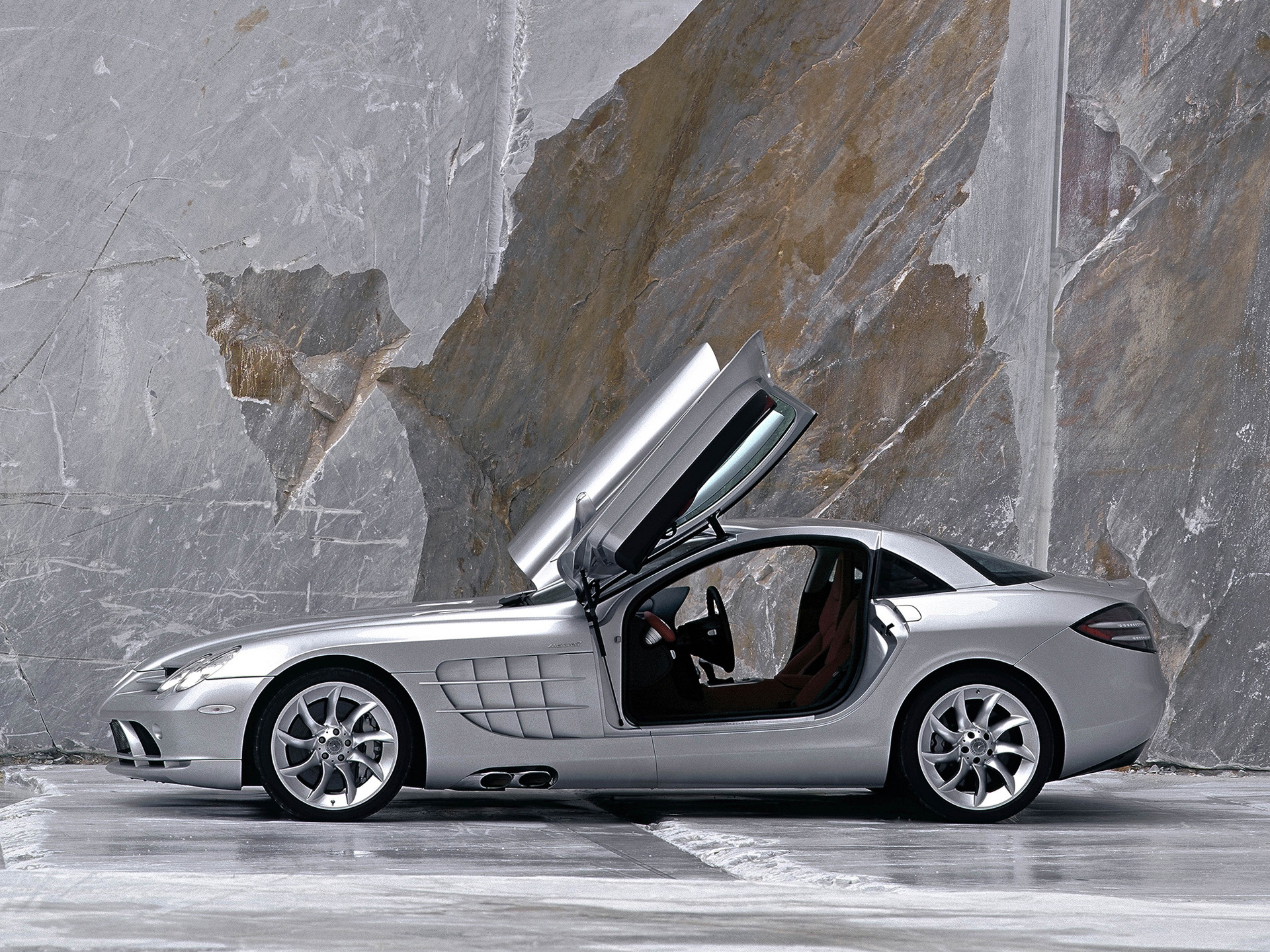 2004 Mercedes Benz McLaren SLR