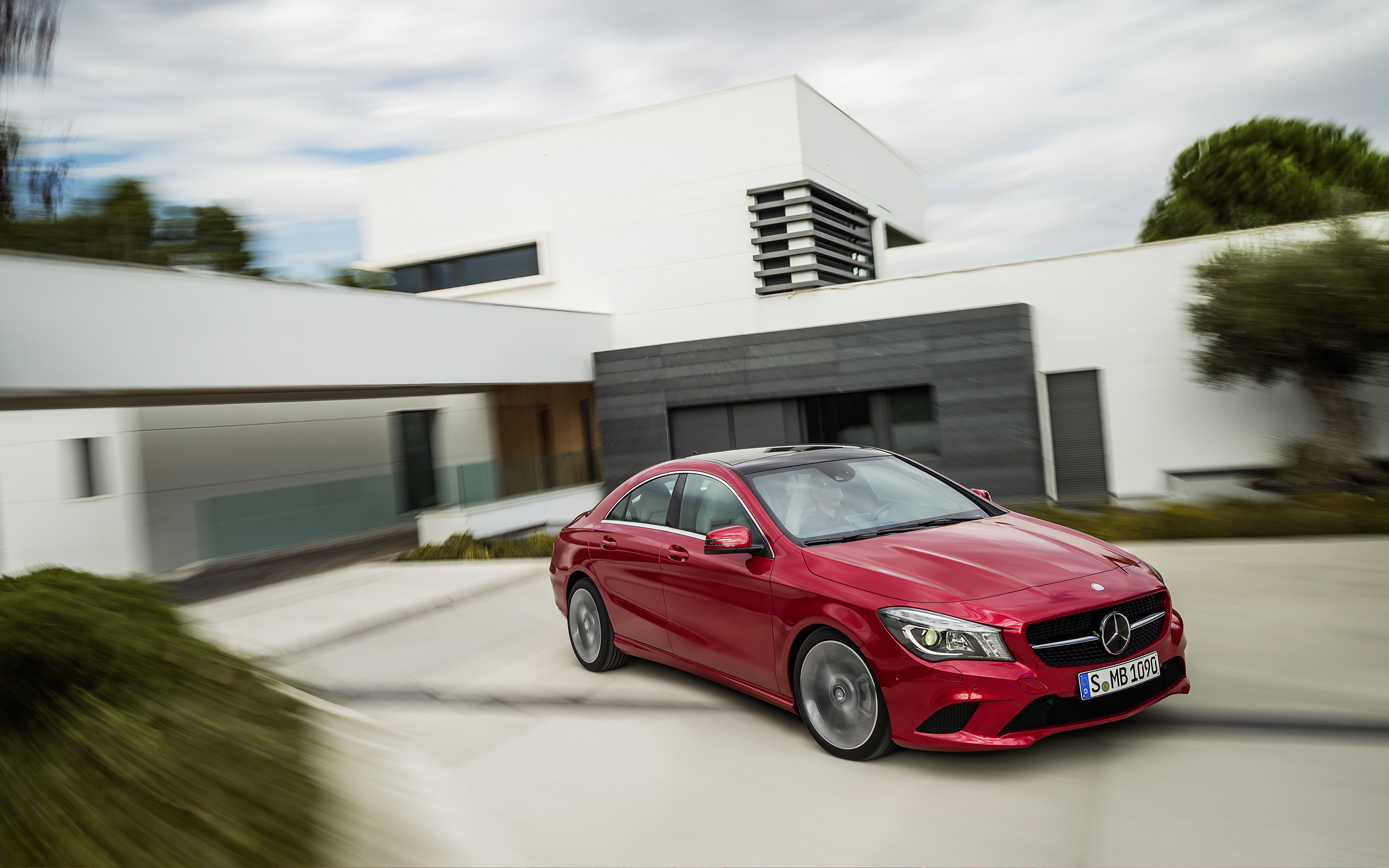 Mercedes CLA 200 РѕР±РѕРё iphone