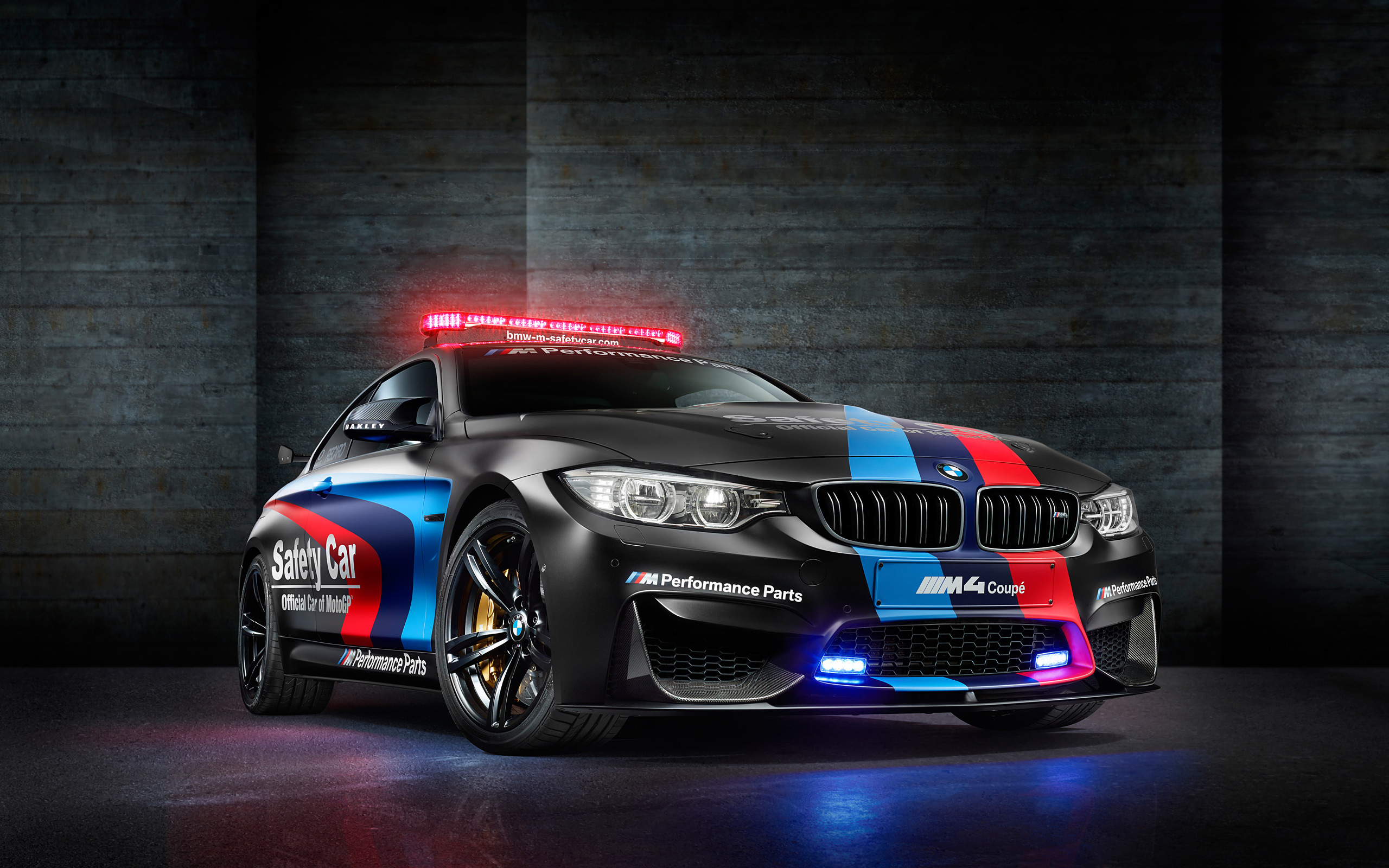 2015 BMW M4 Coupe MotoGP Safety Car Wallpapers – 