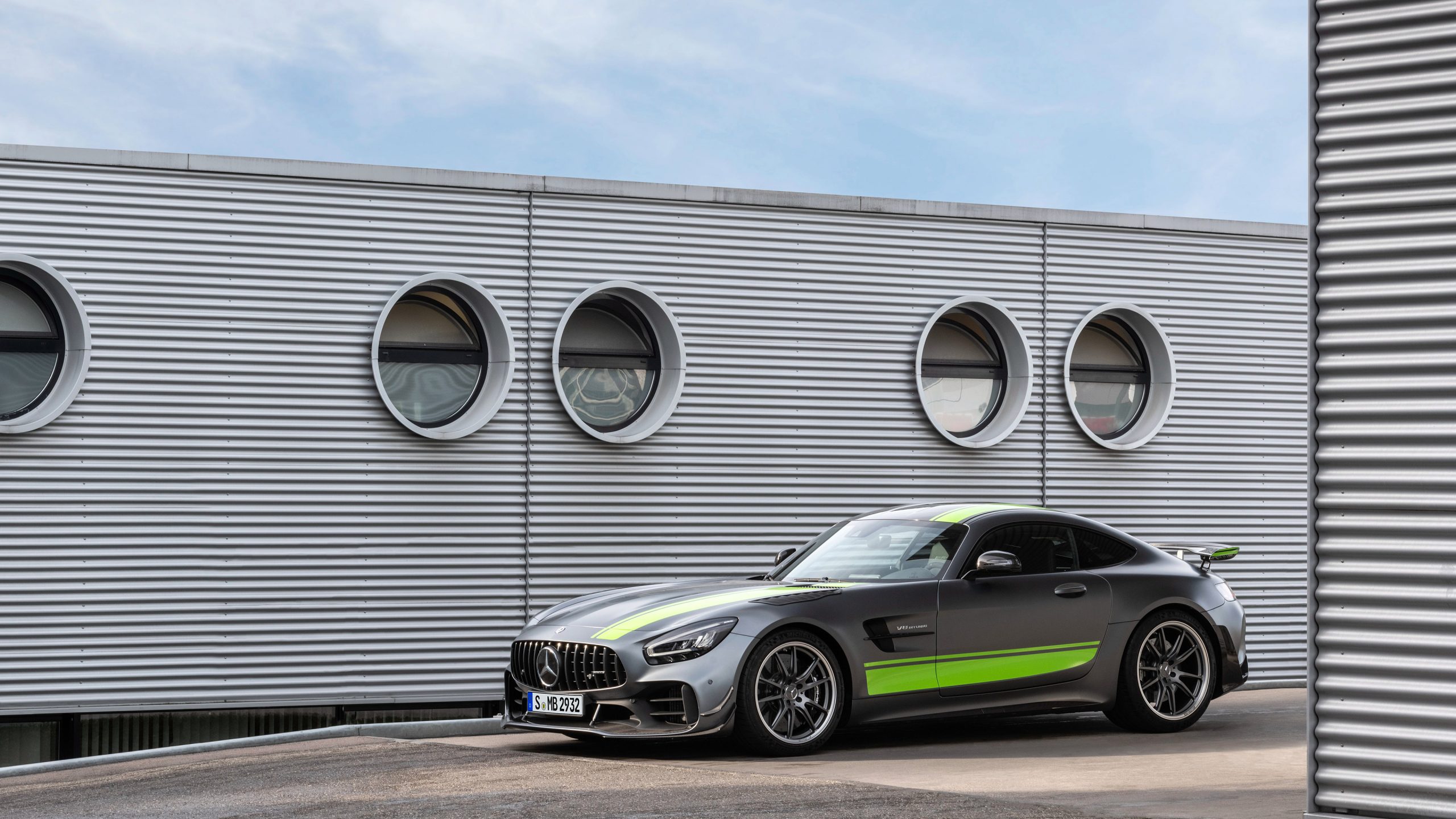 Mercedes-AMG GT R Pro